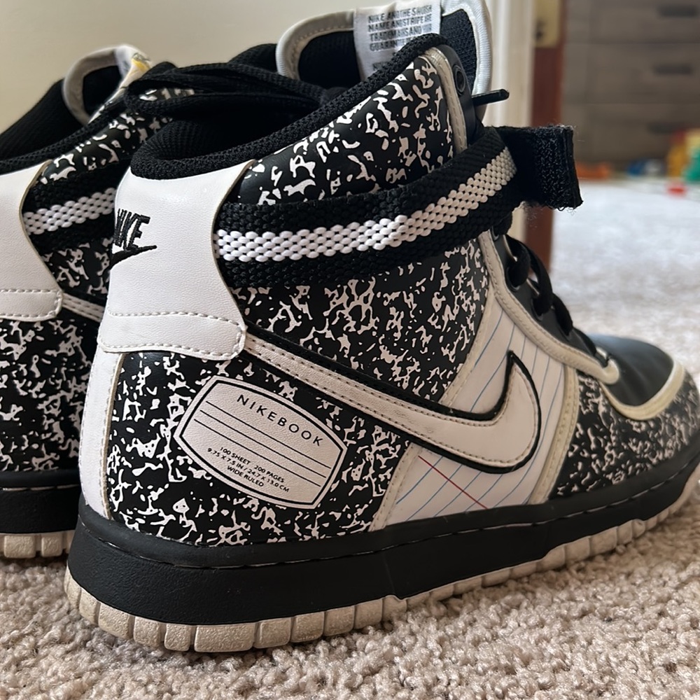 2014 Premium Nike Dunk High notebook
